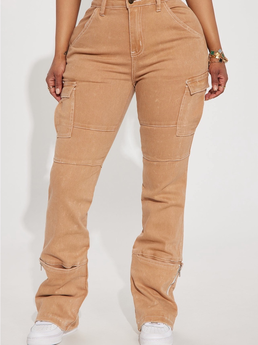 NWT Fashion Nova Tan Alternate Universe Stretch Cargo Jeans - Picture 3 of 13